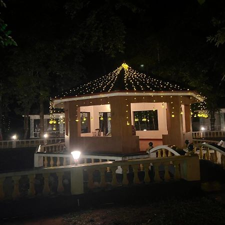 Surya Eco And Wedding Resort Thrissur Экстерьер фото