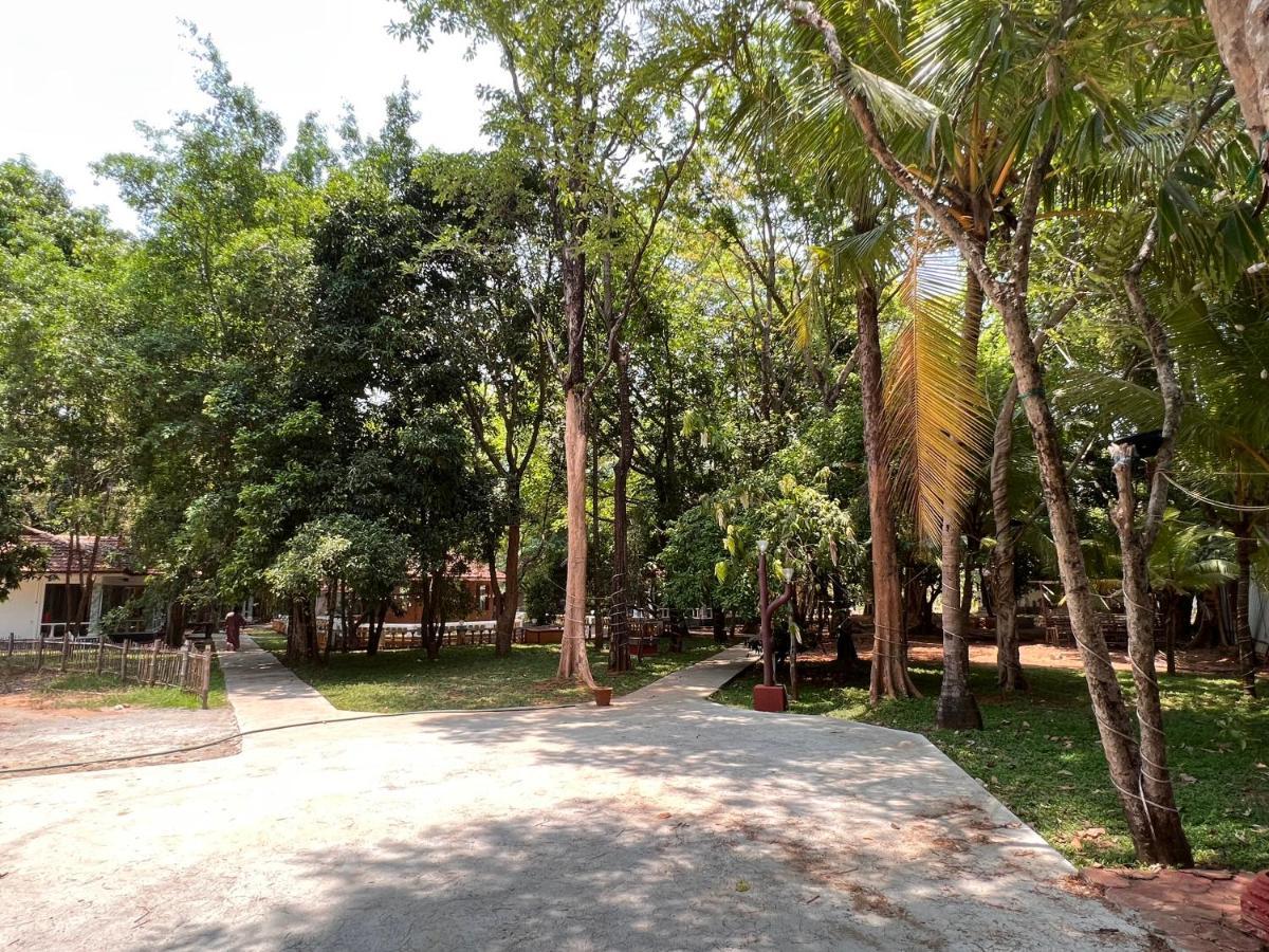 Surya Eco And Wedding Resort Thrissur Экстерьер фото