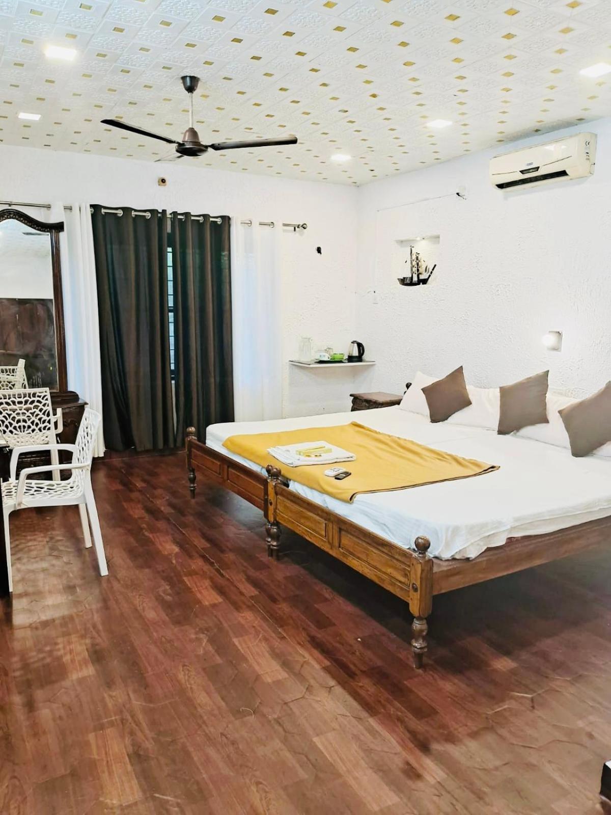 Surya Eco And Wedding Resort Thrissur Экстерьер фото